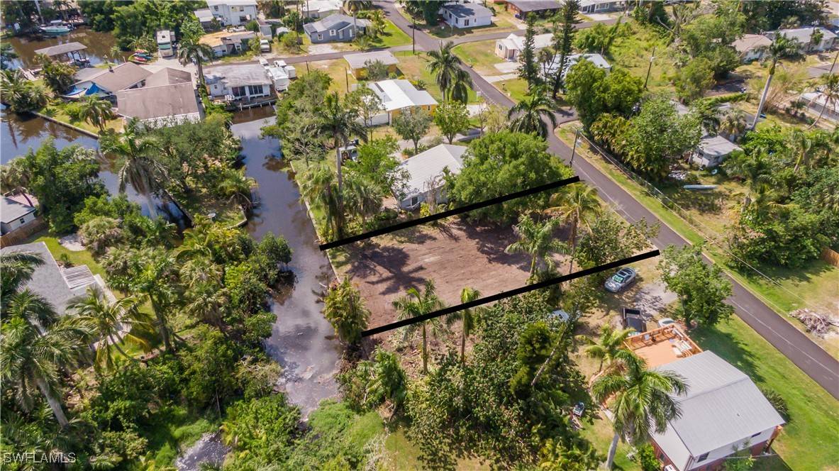 North Fort Myers, FL 33903,67 Oak ST