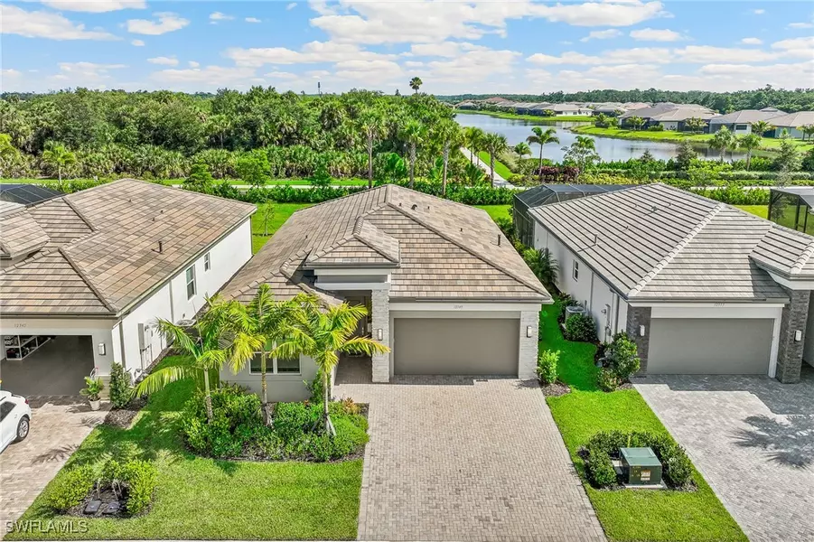 12349 Dahlia CT, Naples, FL 34120