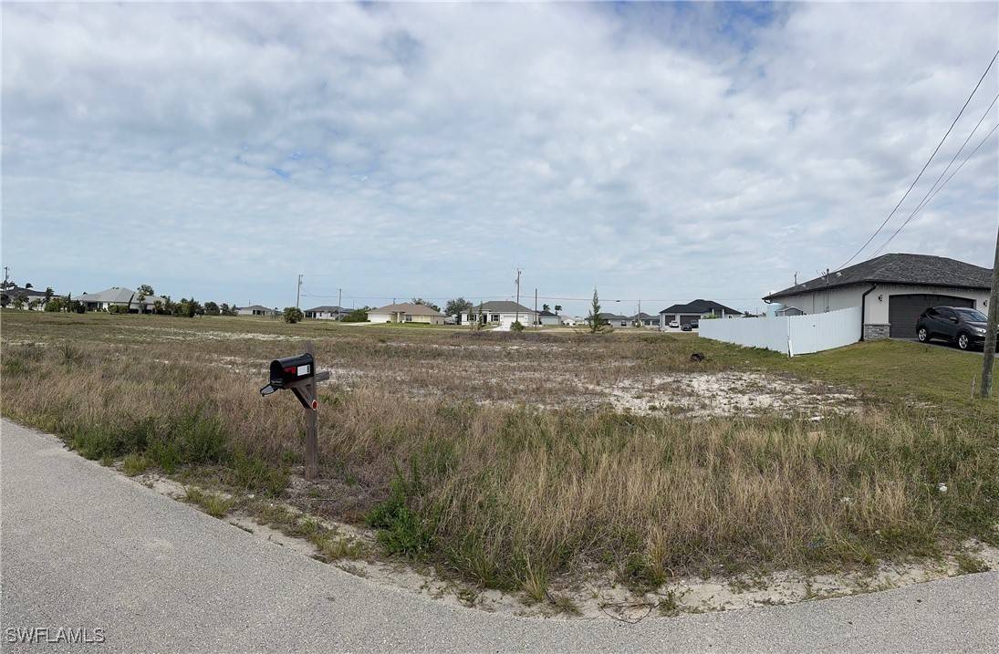 Cape Coral, FL 33993,4317 NW 34th ST