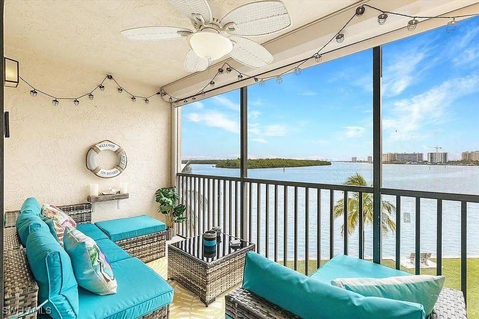 400 Lenell RD #207, Fort Myers Beach, FL 33931