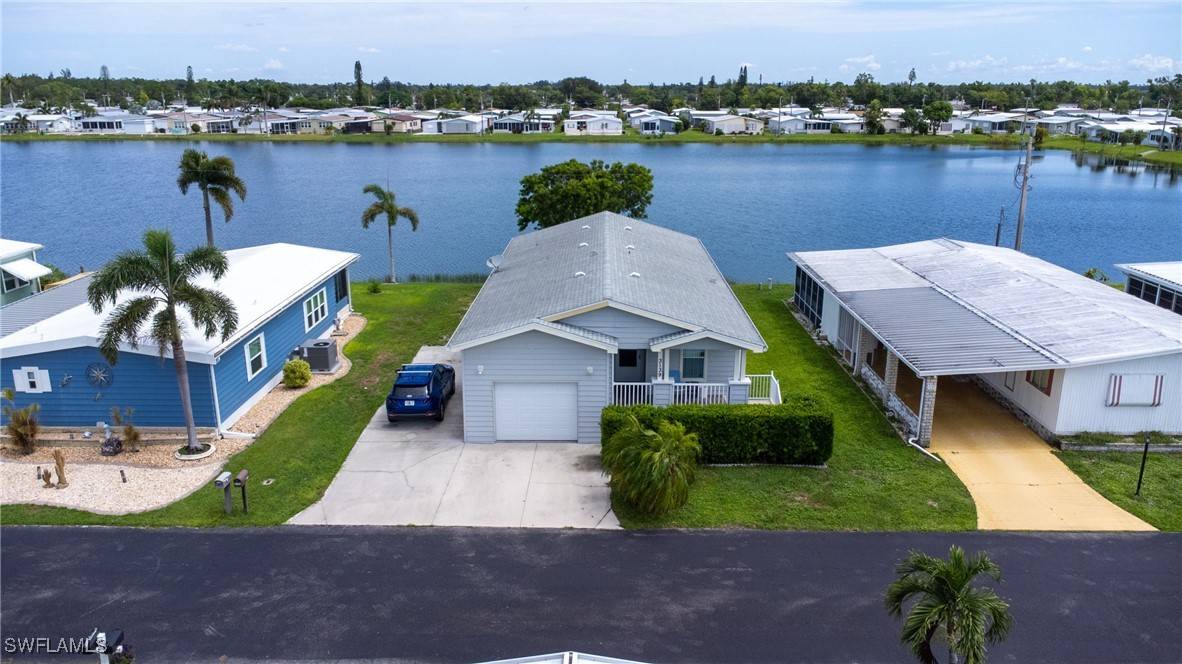 3139 Indian Village LN, North Fort Myers, FL 33917