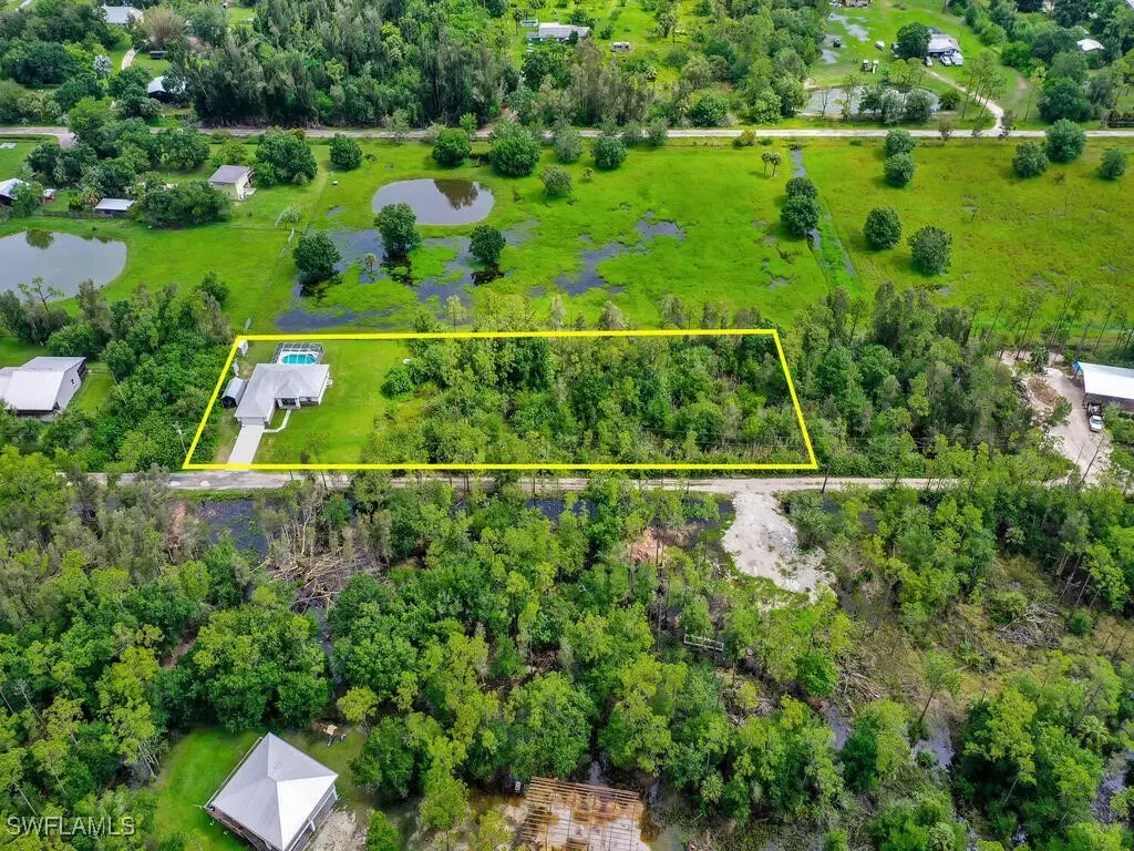 North Fort Myers, FL 33917,9761 Councilor LN