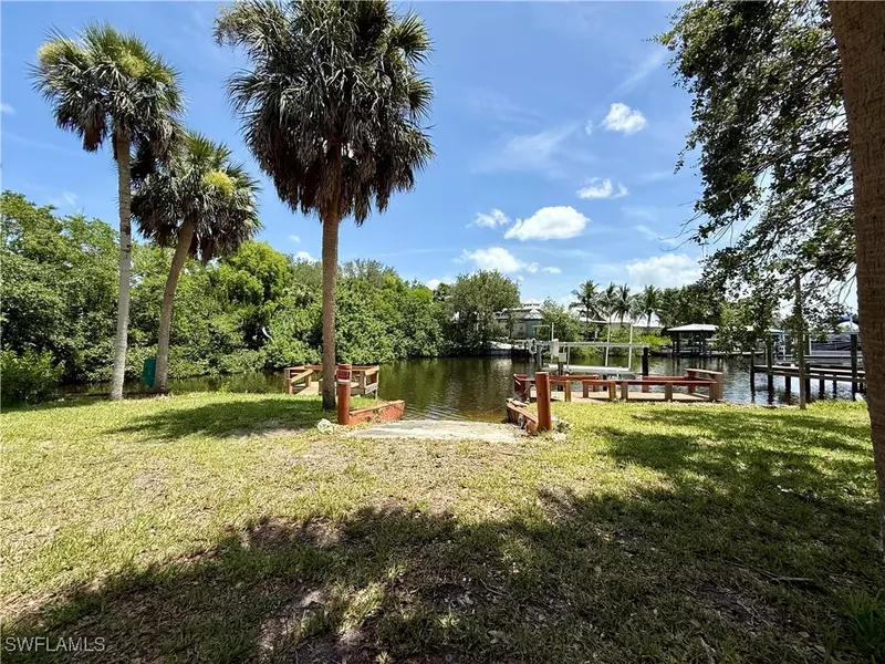 4754 Spring Creek DR, Bonita Springs, FL 34134