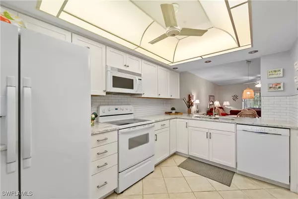 Fort Myers, FL 33908,5487 Peppertree DR #5