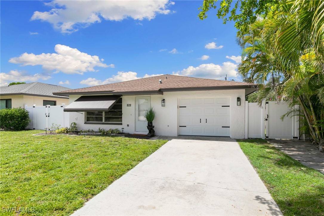 Naples, FL 34108,522 108th AVE N