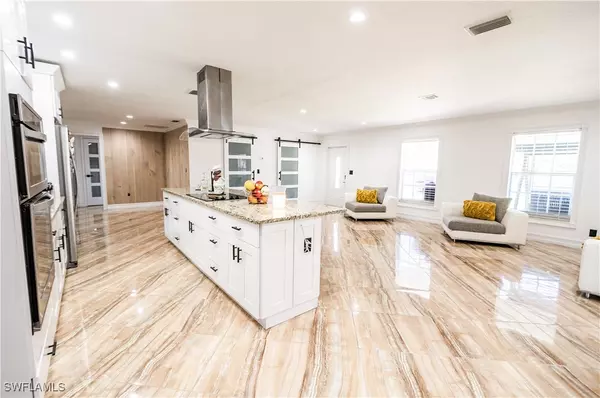 Naples, FL 34116,4924 20th PL SW