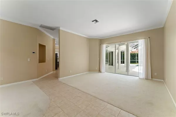 Naples, FL 34110,2022 Teagarden LN