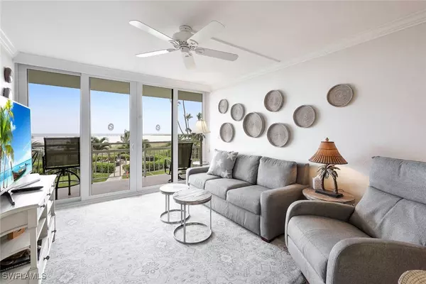 Marco Island, FL 34145,180 Seaview CT #215