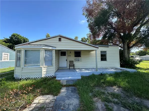 2135 South ST, Fort Myers, FL 33901