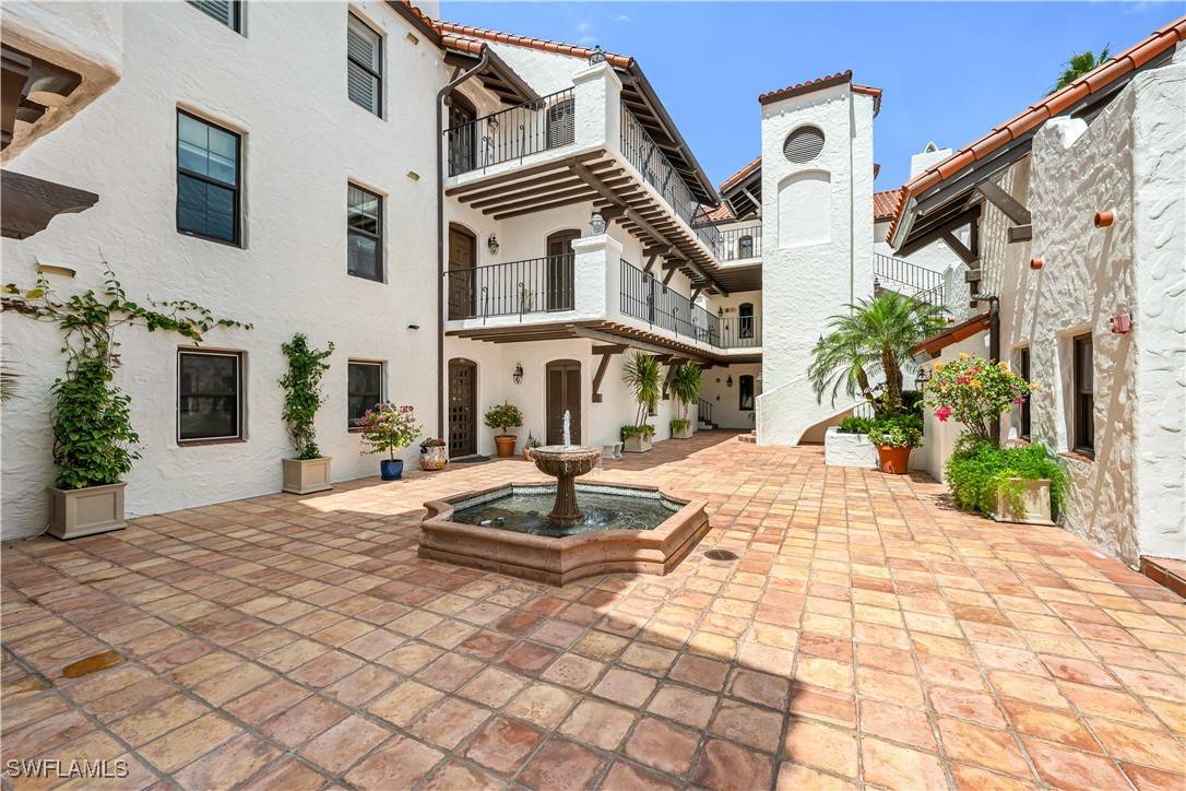 Naples, FL 34108,5850 Pelican Bay BLVD #A3