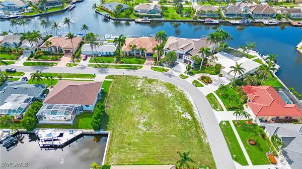 Marco Island, FL 34145,1540 Buccaneer CT
