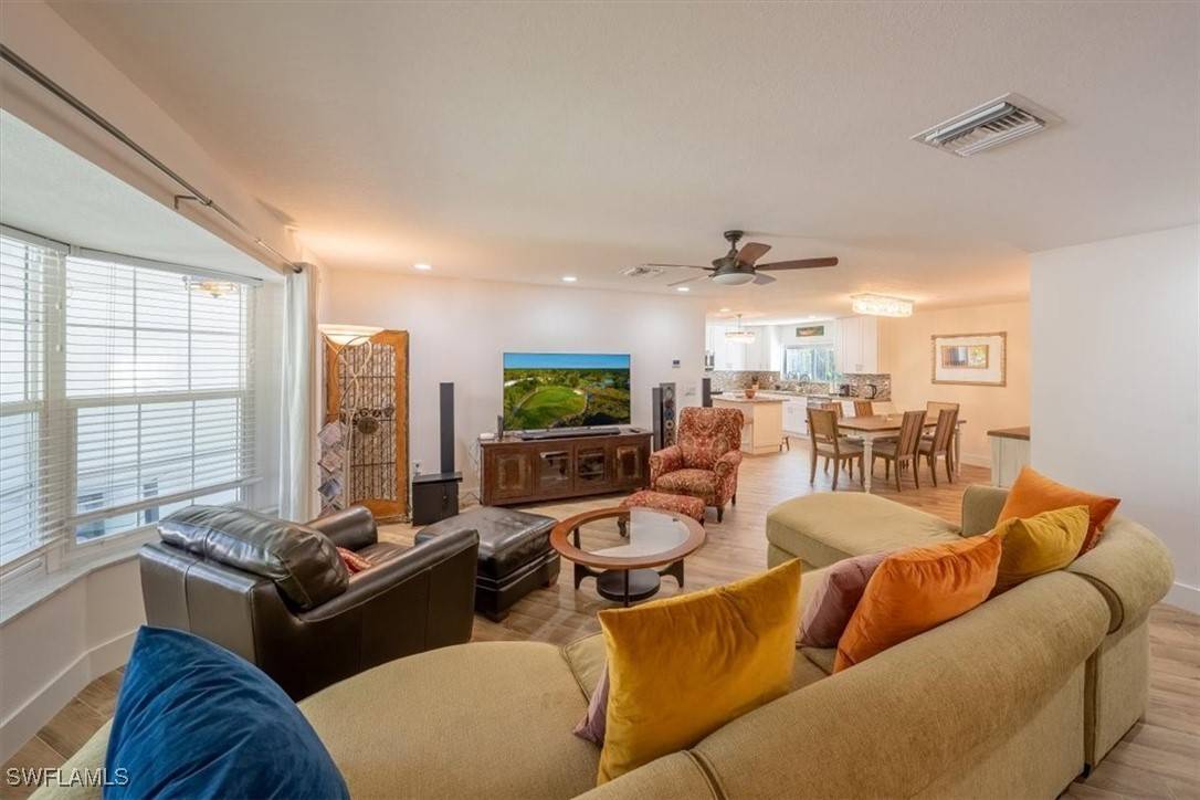 Bonita Springs, FL 34135,27301-27305 Johnson ST