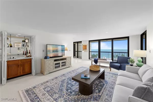 Naples, FL 34103,4551 Gulf Shore BLVD N #801