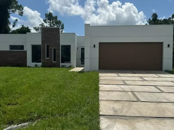 Lehigh Acres, FL 33976,55 Colin AVE S