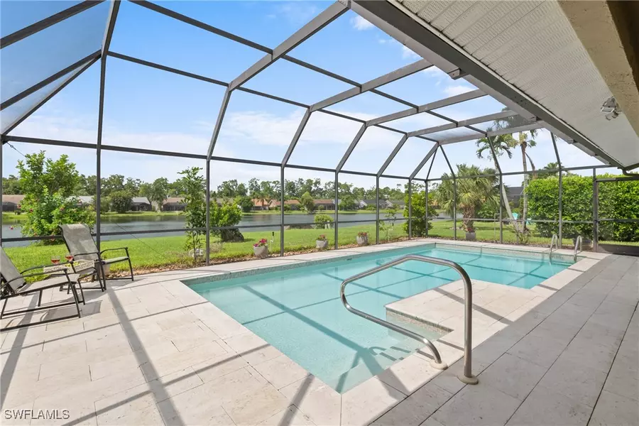 1348 Monarch CIR, Naples, FL 34116