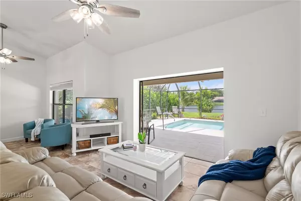 Naples, FL 34116,1348 Monarch CIR