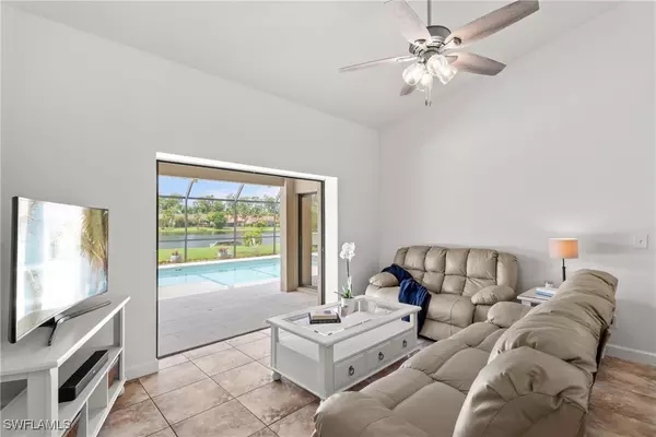 Naples, FL 34116,1348 Monarch CIR