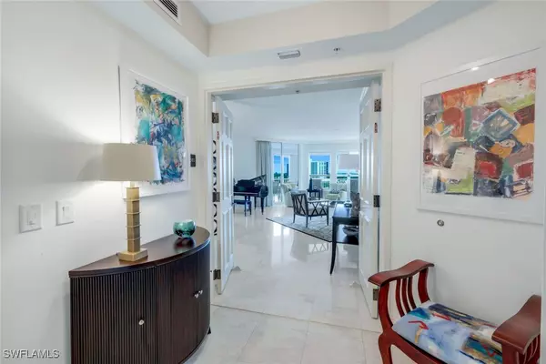 Naples, FL 34110,285 Grande WAY #503