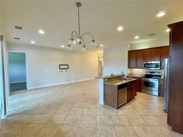 Naples, FL 34105,6532 Monterey PT #102
