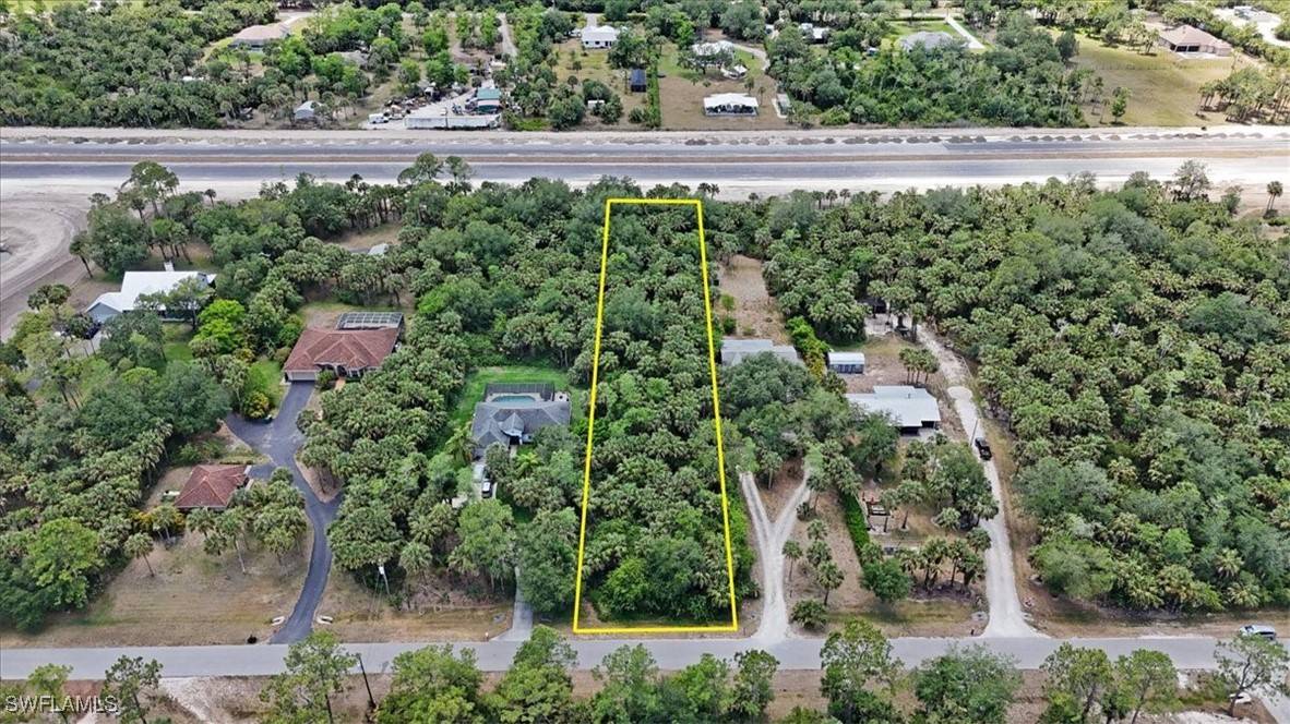 720 12th AVE NW, Naples, FL 34120