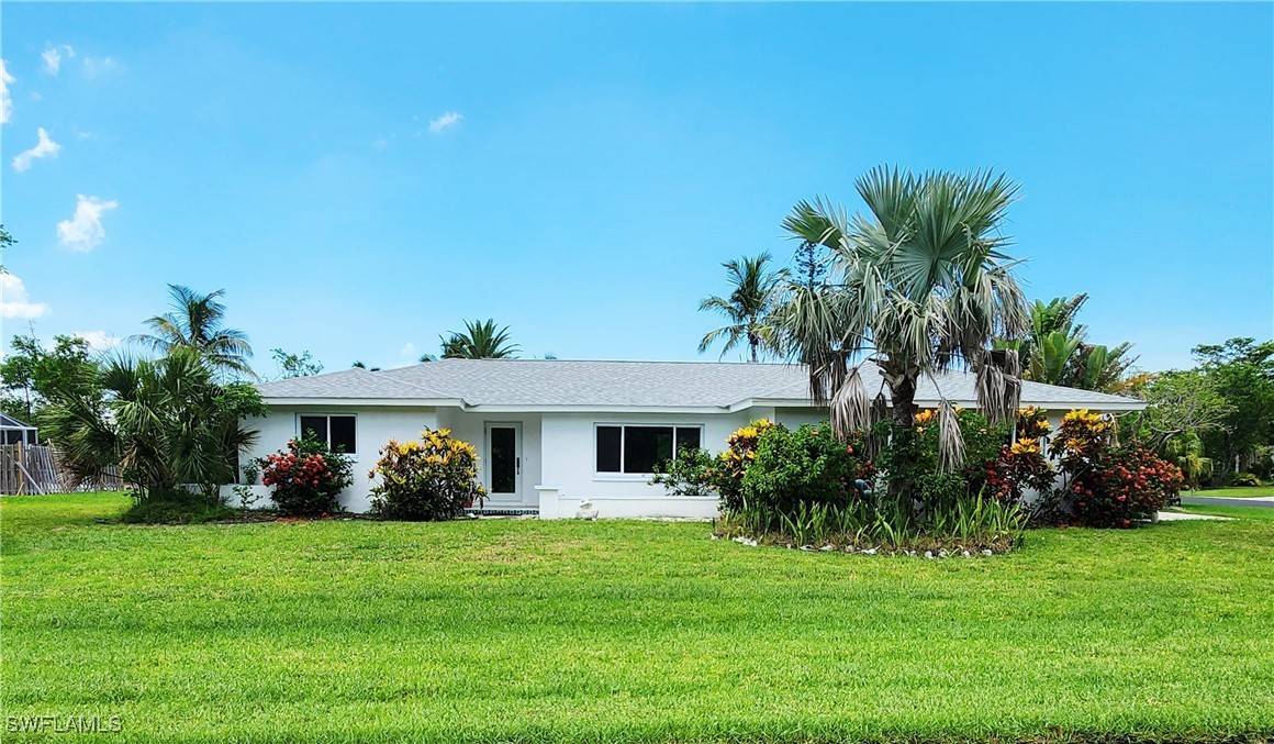 1632 Serenity LN, Sanibel, FL 33957