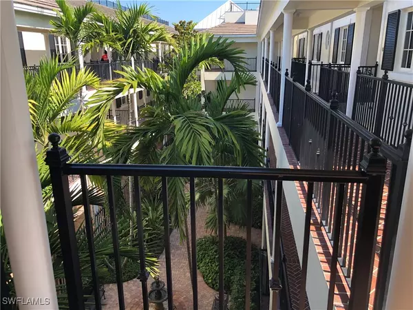 Naples, FL 34102,1400 Gulf Shore BLVD N #310