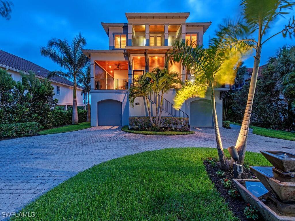 834 Hideaway CIR W, Marco Island, FL 34145