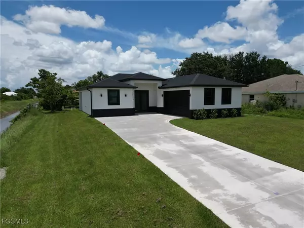 Lehigh Acres, FL 33976,3124 40th ST SW