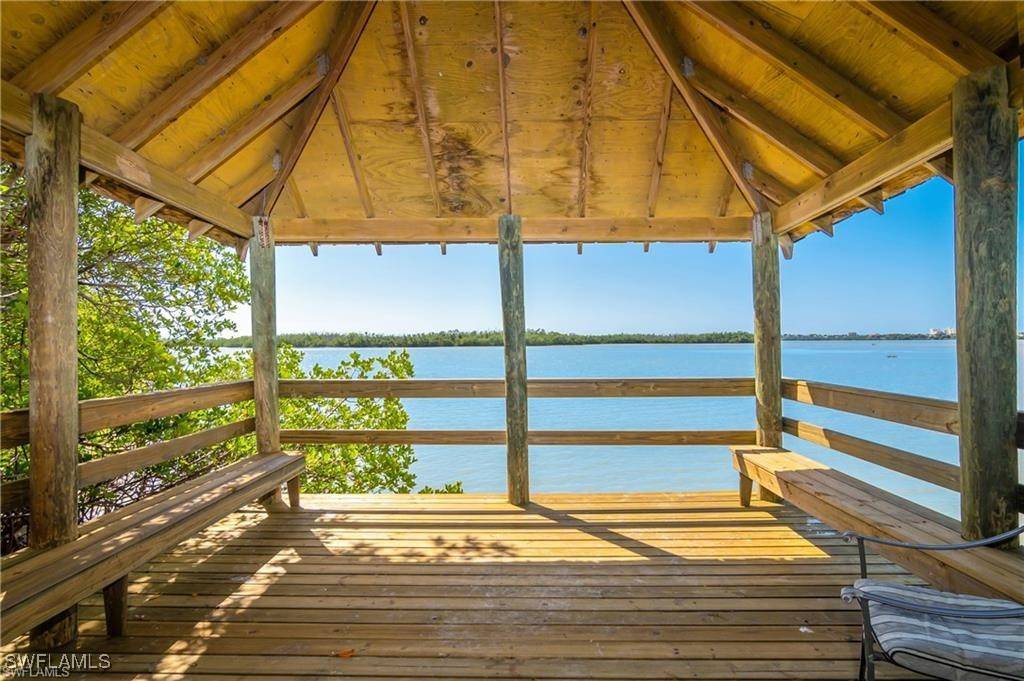 337 Vintage Bay DR #D4, Marco Island, FL 34145