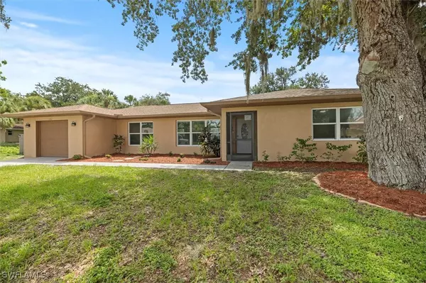 Port Charlotte, FL 33952,1346 Beacon DR