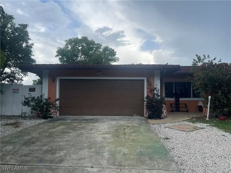 1932 42nd ST SW, Naples, FL 34116