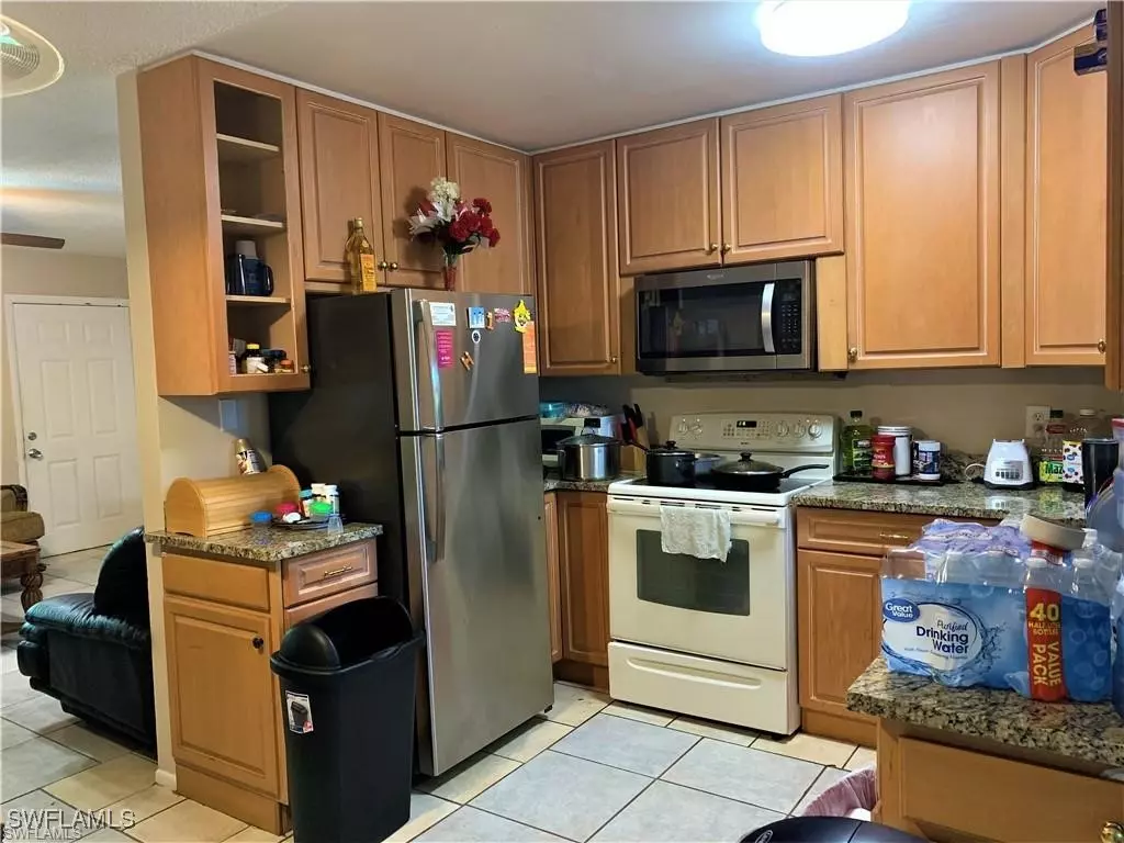 Naples, FL 34103,1069 Highlands DR