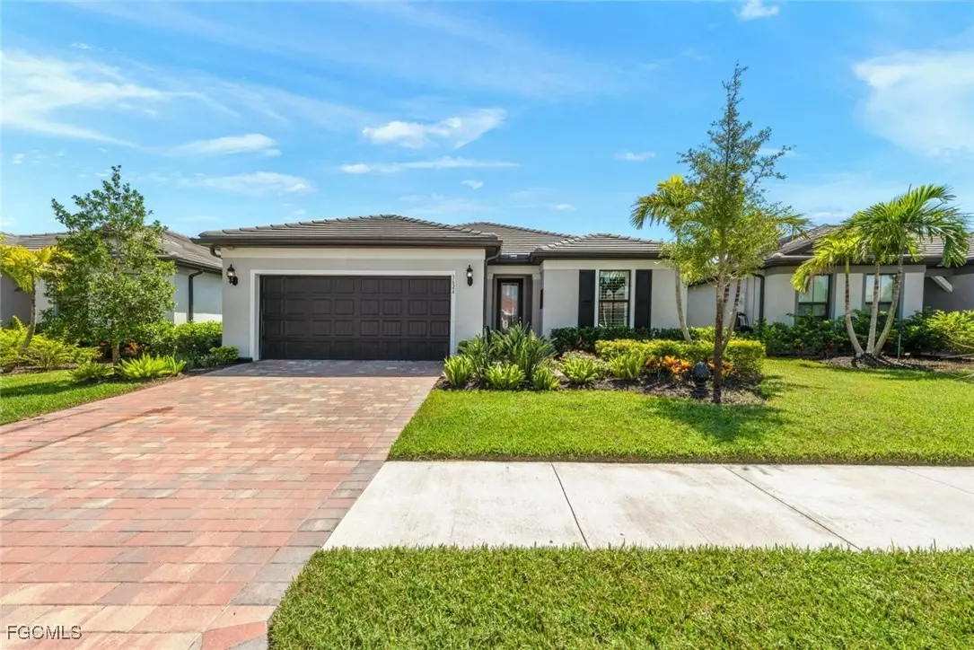 Alva, FL 33920,3624 Passion Vine DR