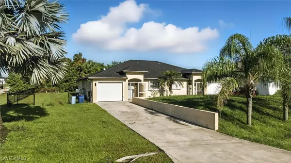 472/474 Petite AVE, Lehigh Acres, FL 33974