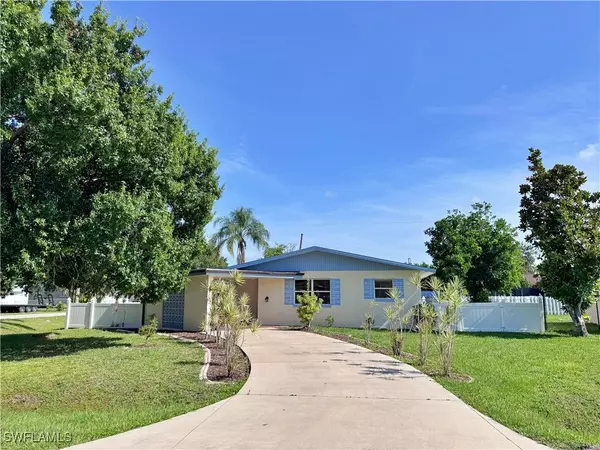 Fort Myers, FL 33905,13802 3rd ST