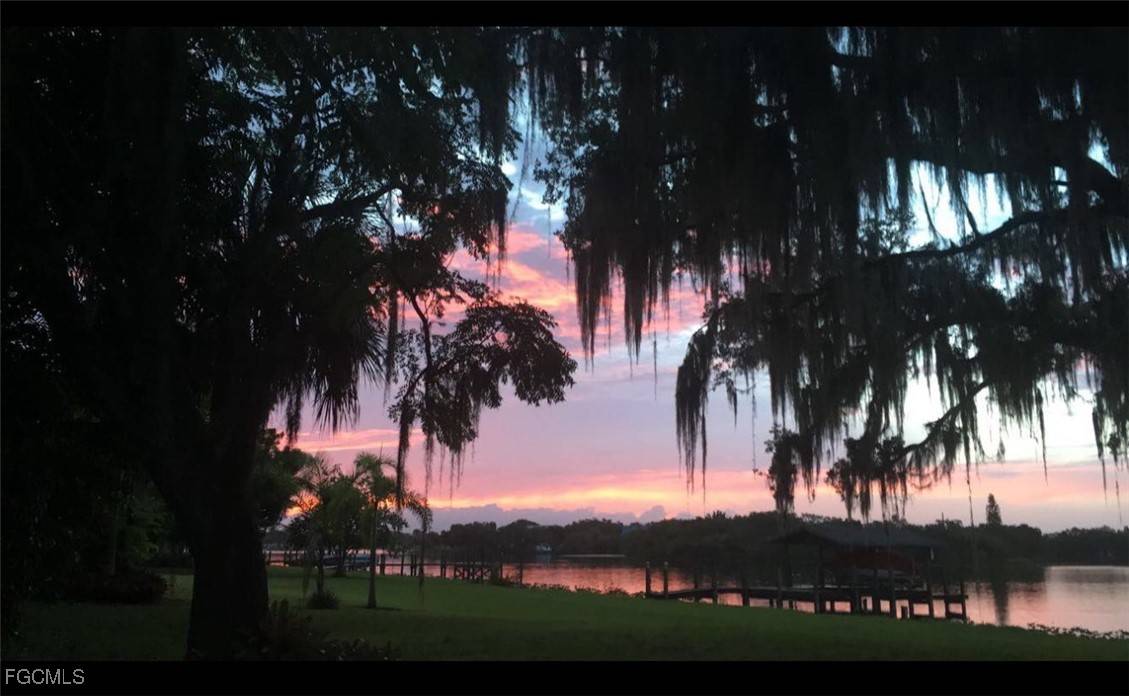 Alva, FL 33920,1530 Werner DR