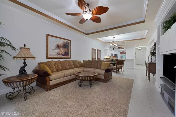 Naples, FL 34112,4844 Hampshire CT #305