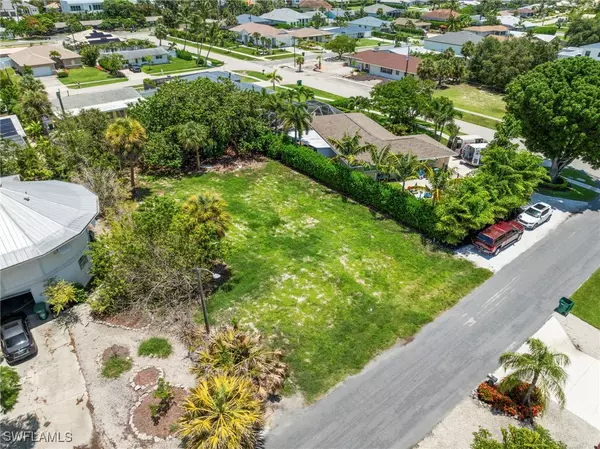 Marco Island, FL 34145,410 Quail DR