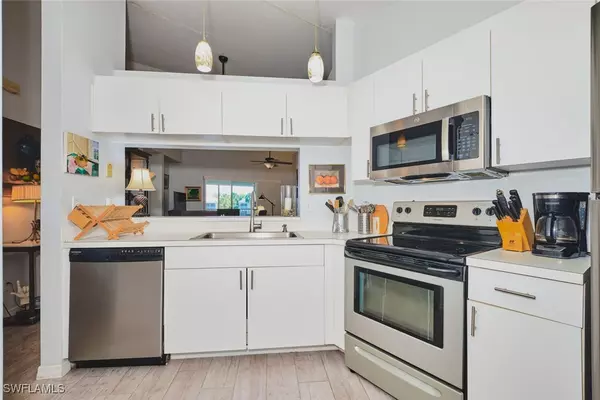 Fort Myers, FL 33913,12065 Summergate CIR #202