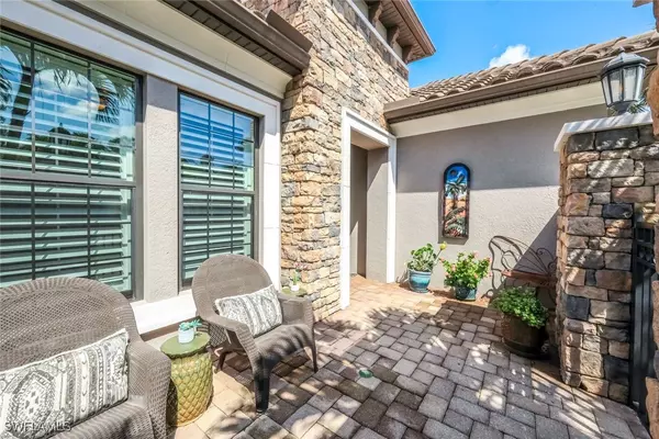 Estero, FL 34135,10293 Coconut RD