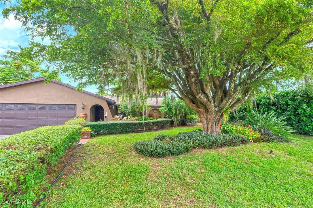 1741 45th TER SW, Naples, FL 34116