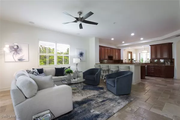 Naples, FL 34109,2868 Tiburon BLVD E #102