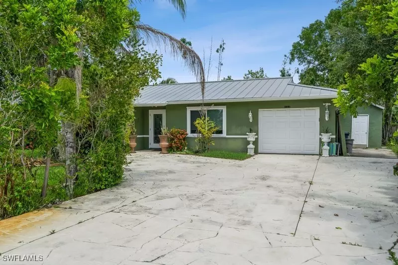 Fort Myers, FL 33967,8091 San Carlos BLVD