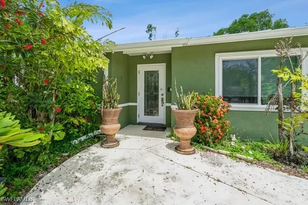 Fort Myers, FL 33967,8091 San Carlos BLVD