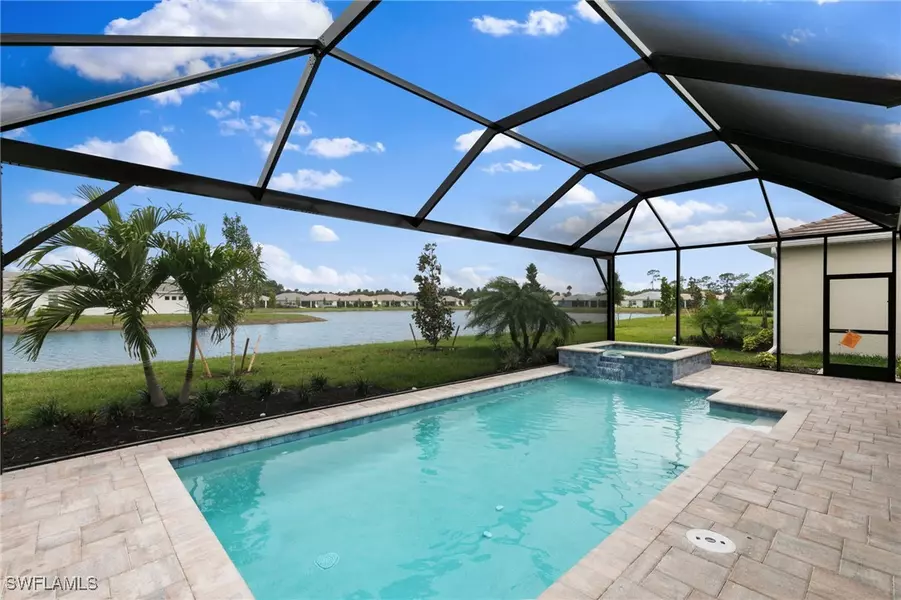 499 Polihale WAY, Naples, FL 34114