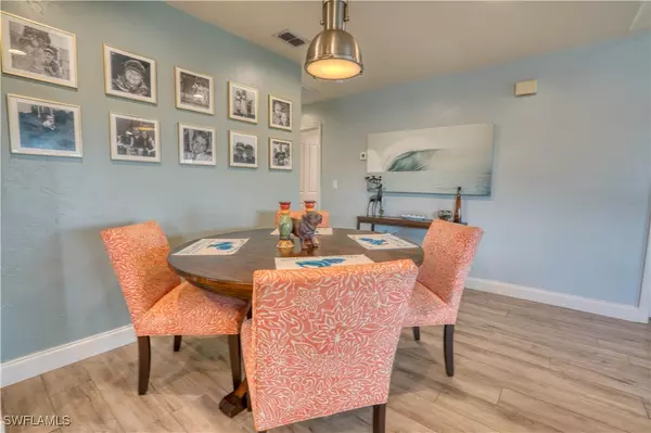 Bonita Springs, FL 34134,6008 Cypress LN
