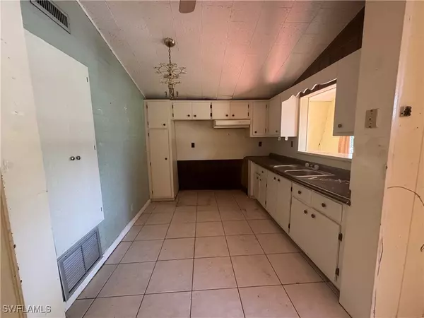 Labelle, FL 33935,1349 Shawnee AVE
