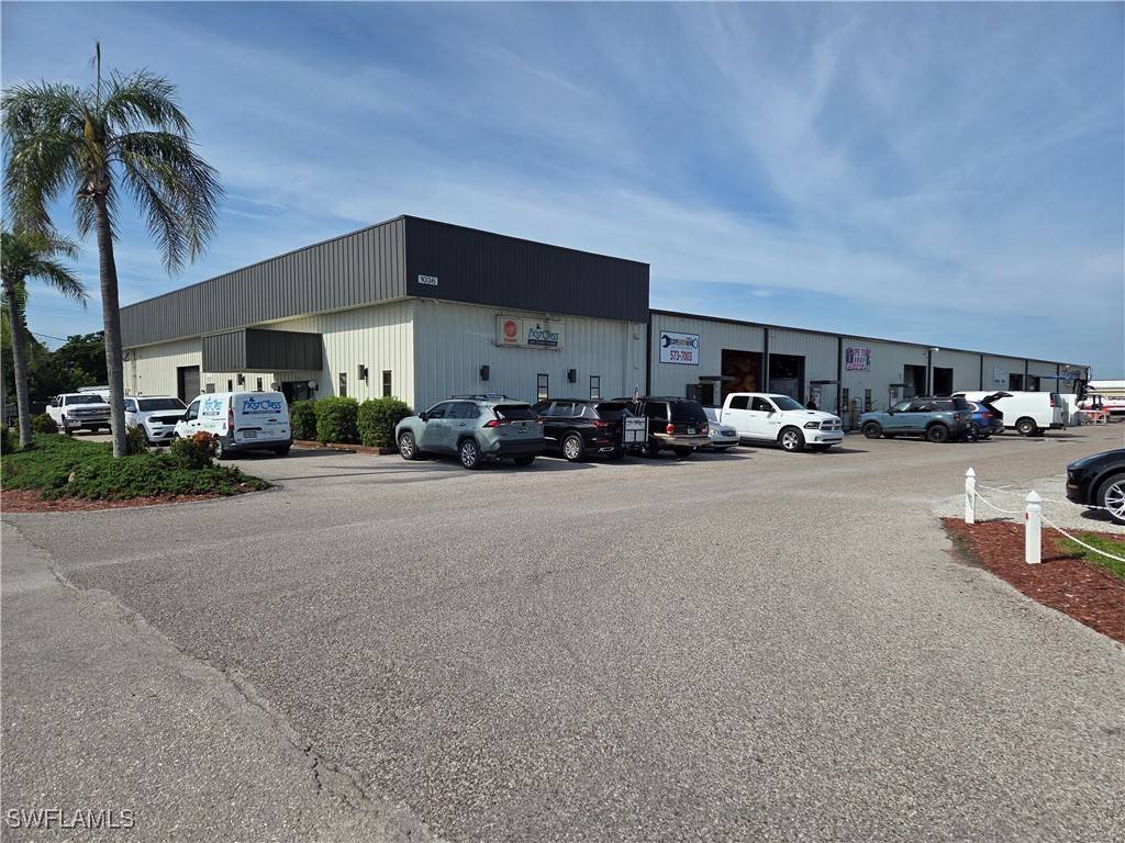 Cape Coral, FL 33909,1036 NE Pine Island RD