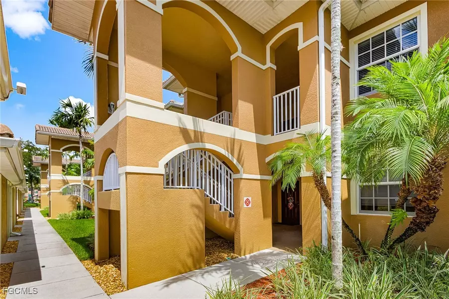 1064 Winding Pines CIR #205, Cape Coral, FL 33909