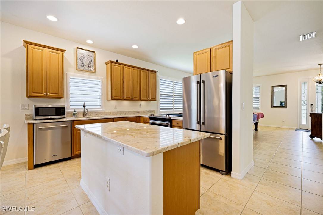 Estero, FL 33928,21615 Belvedere LN